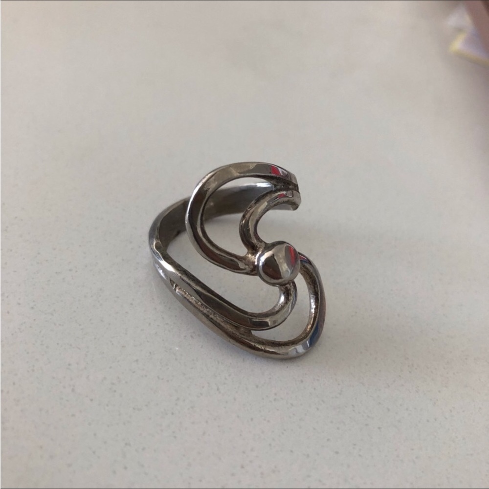 Silver tone statement ring - Picture 5 of 5